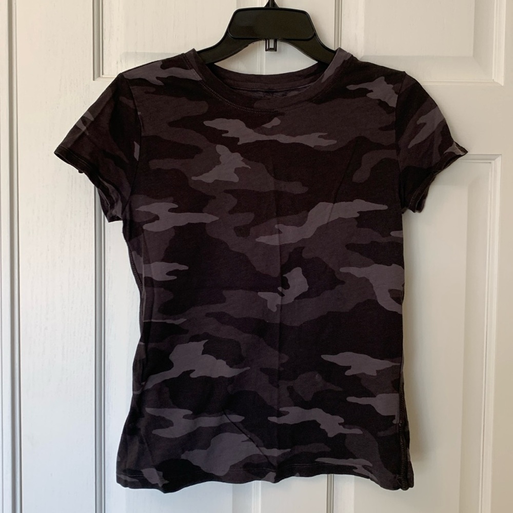 Athleta Organic Daily Camo Crew Top